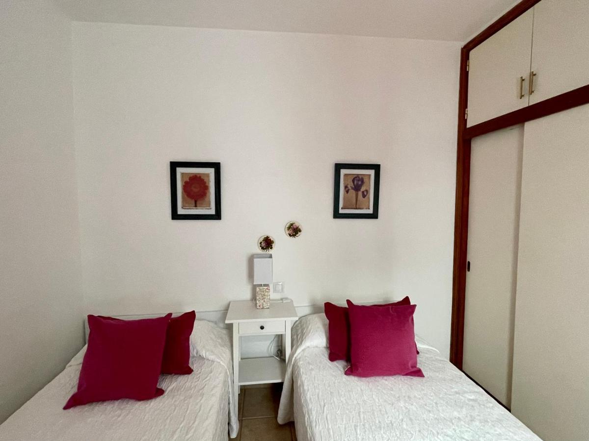 Apartamento Rivera Del Mar Apartment Puerto De Mogan Exterior photo